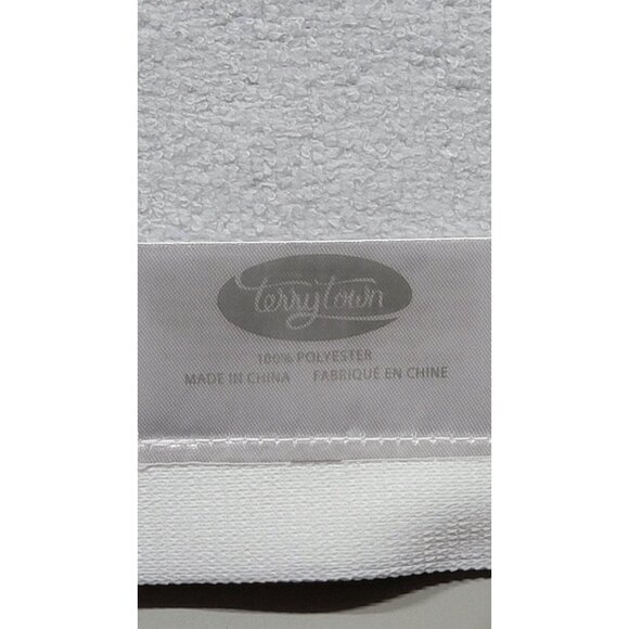 New Disney Cruella Beach Towel from the Movies Release - Picture 5 of 5